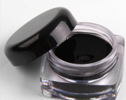 Подводка для глаз с кистью